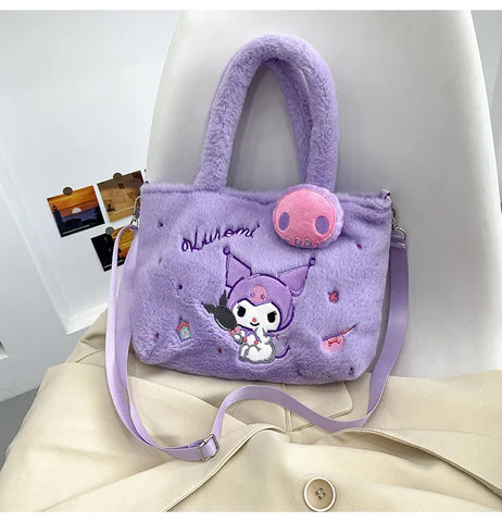 Kuro Fluffy Purse